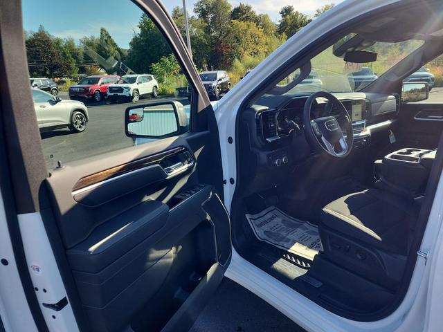Photo of 2026 Summit White GMC Sierra 1500