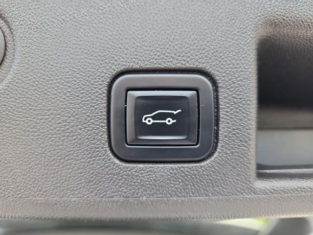 Photo of 2022 Silver Ice Metallic Chevrolet Equinox
