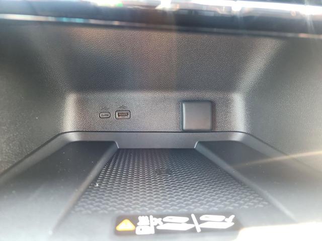 Photo of 2026 Mosaic Black Metallic Chevrolet Traverse