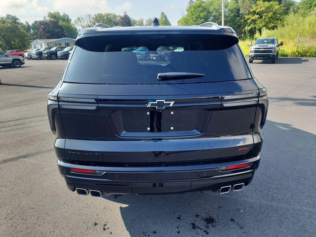 Photo of 2026 Mosaic Black Metallic Chevrolet Traverse