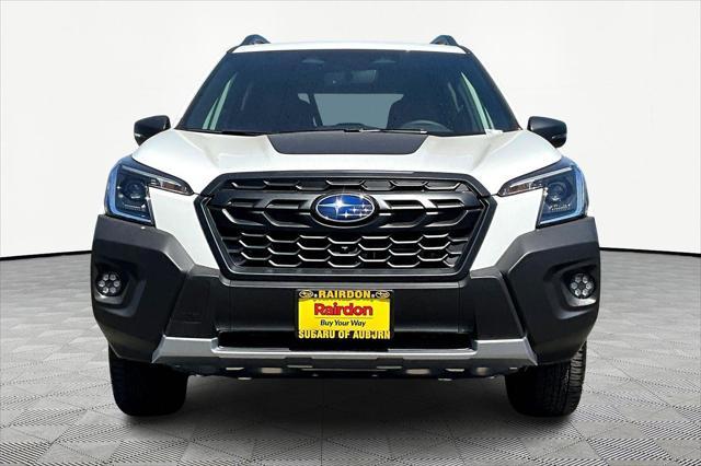 Photo of 2025 Crystal White Pearl Subaru Forester