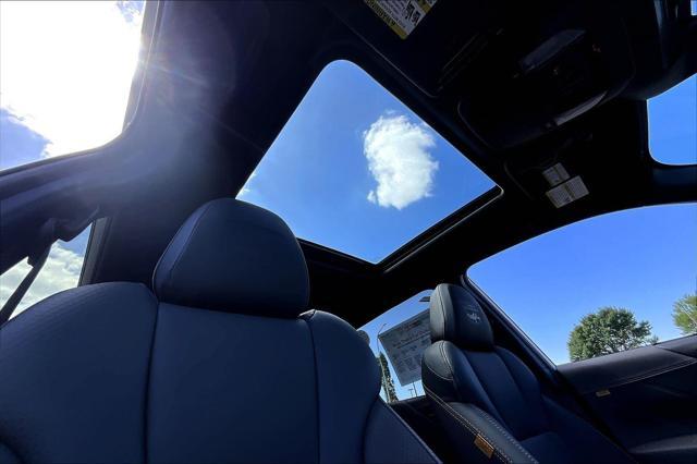 Photo of 2025 Crystal White Pearl Subaru Forester