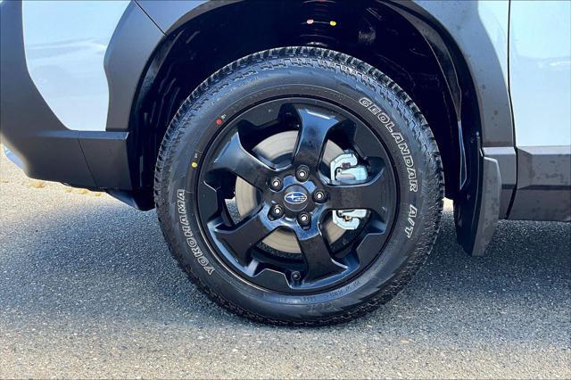 Photo of 2025 Crystal White Pearl Subaru Forester