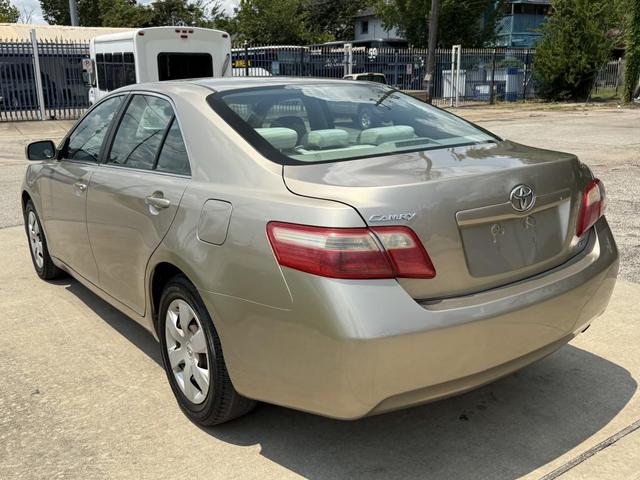 Photo of 2007 Gold Mist Metallic Toyota Camry
