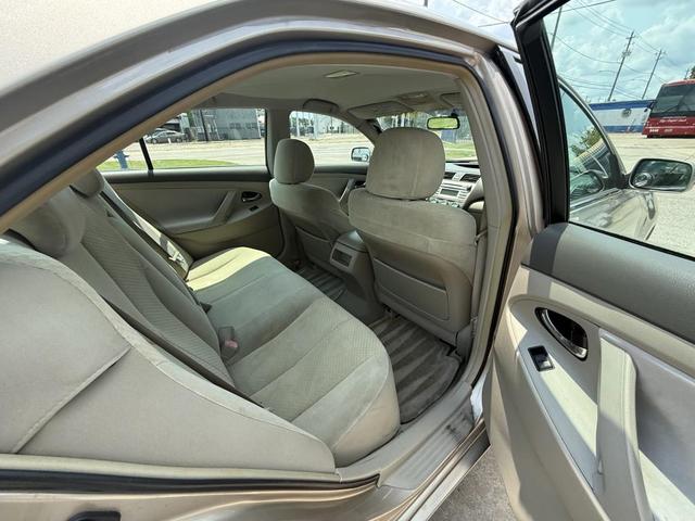 Photo of 2007 Gold Mist Metallic Toyota Camry