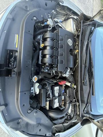 Photo of 2015 Brilliant Silver Nissan Sentra
