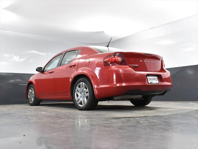 Photo of 2014 Redline 2 Coat Pearl Dodge Avenger