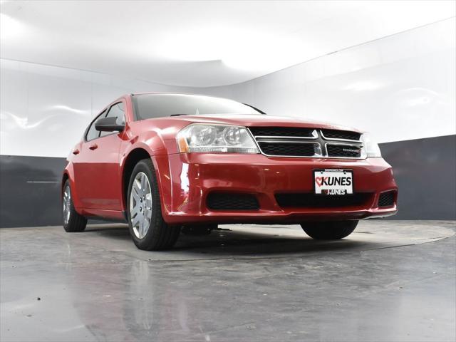 Photo of 2014 Redline 2 Coat Pearl Dodge Avenger