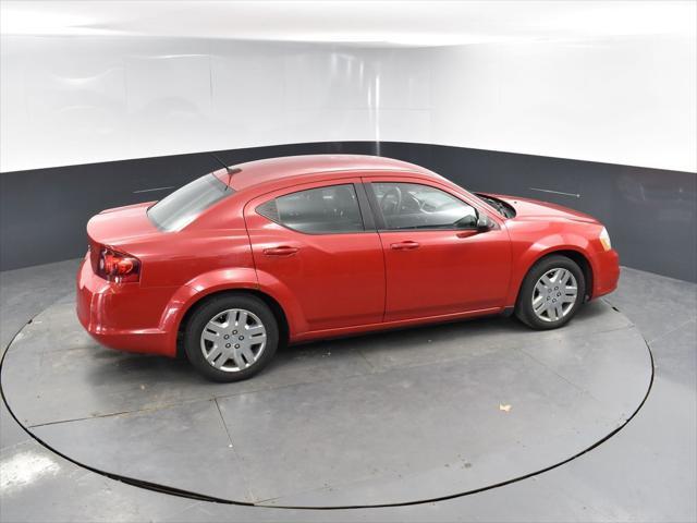 Photo of 2014 Redline 2 Coat Pearl Dodge Avenger