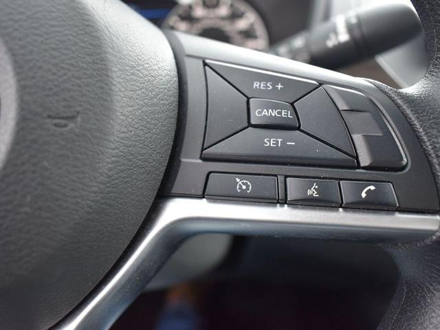 Photo of 2024 Pearl White Tricoat Nissan Altima