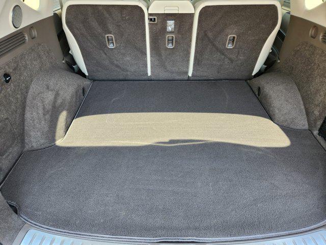 Photo of 2023 Vik Black Genesis GV80