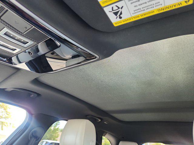 Photo of 2019 Firenze Red Metallic Land Rover Range Rover Velar