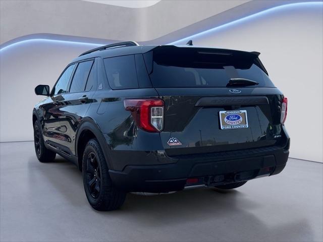 Photo of 2022 Gold Ford Explorer