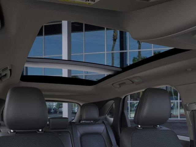 Photo of 2025 Space Silver Metallic Ford Escape PHEV