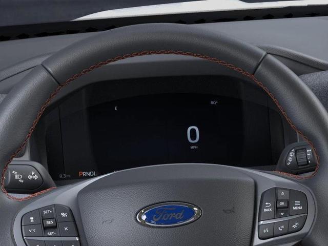 Photo of 2025 White Ford Explorer
