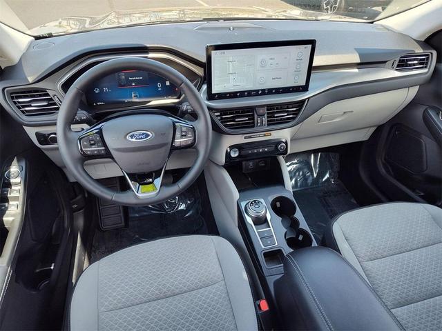 Photo of 2023 Carbonized Gray Metallic Ford Escape