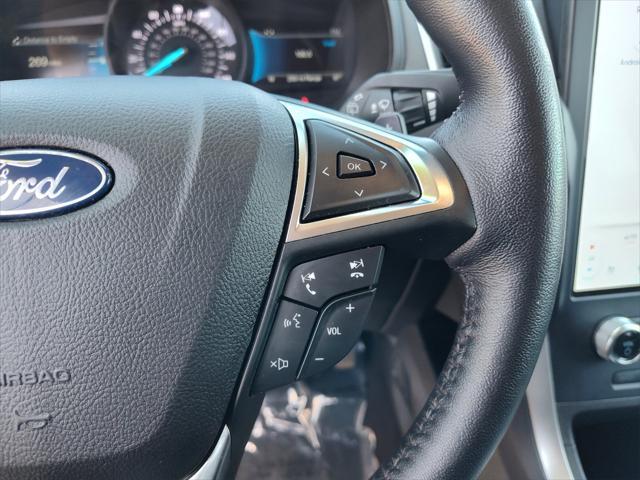 Photo of 2023 Agate Black Metallic Ford Edge