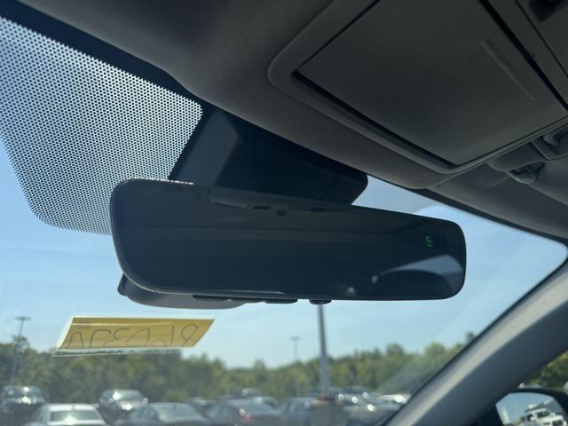 Photo of 2018 Magnetic Gray Metallic Toyota RAV4