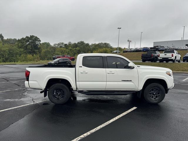 Photo of 2020 Midnight Black Metallic Toyota Tacoma
