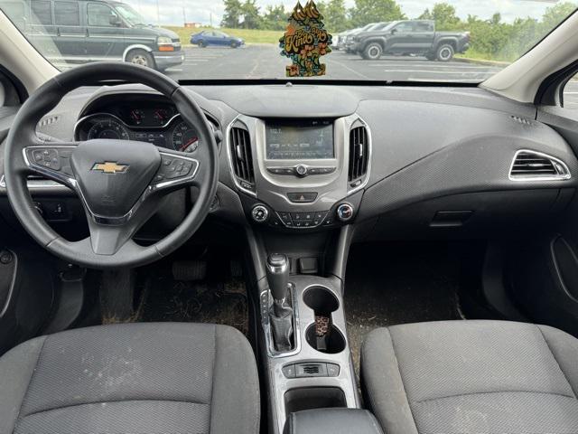 Photo of 2016 Blue Ray Metallic Chevrolet Cruze