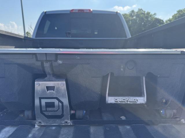Photo of 2017 Silver Ice Metallic Chevrolet Silverado 1500