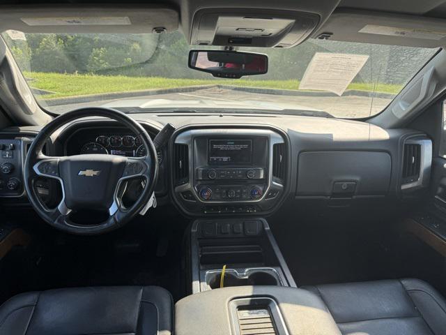 Photo of 2017 Silver Ice Metallic Chevrolet Silverado 1500