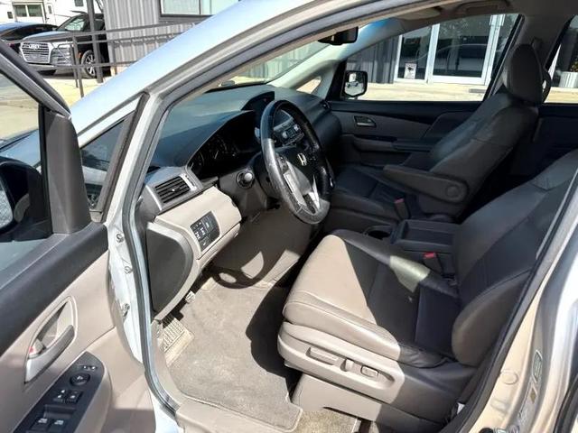 Photo of 2012 Silver Honda Odyssey