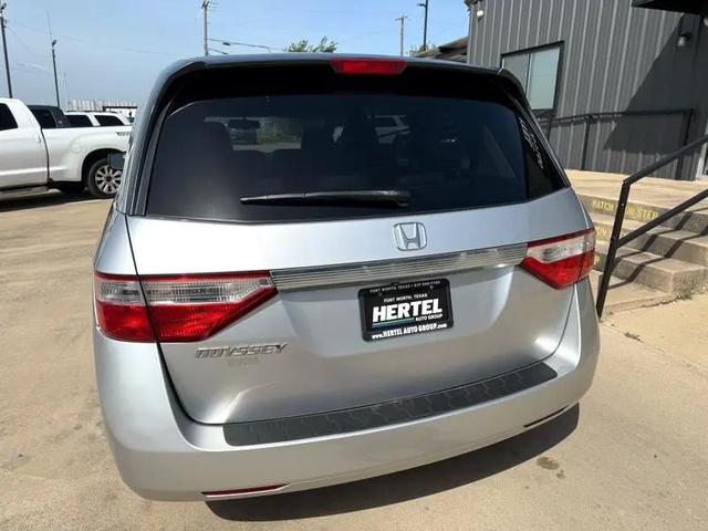 Photo of 2012 Silver Honda Odyssey