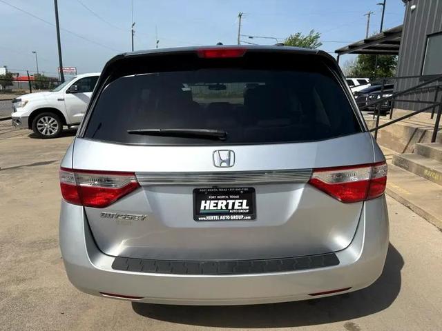Photo of 2012 Silver Honda Odyssey
