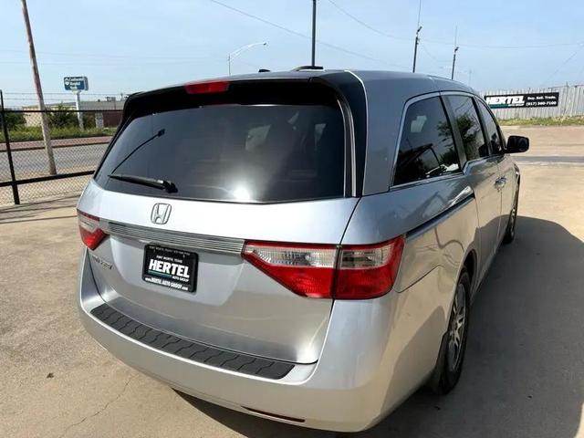 Photo of 2012 Silver Honda Odyssey