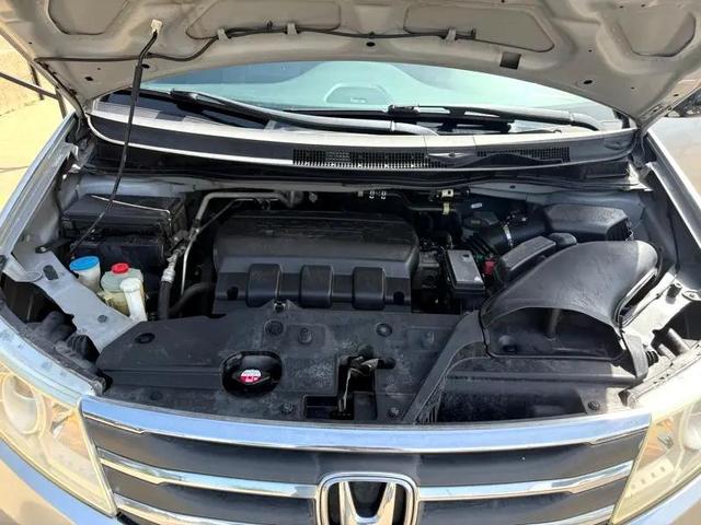 Photo of 2012 Silver Honda Odyssey