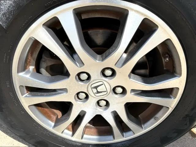 Photo of 2012 Silver Honda Odyssey