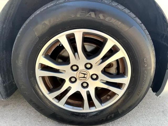 Photo of 2012 Silver Honda Odyssey