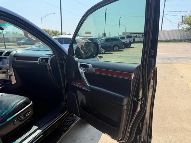 Photo of 2013 Black Lexus GX 460