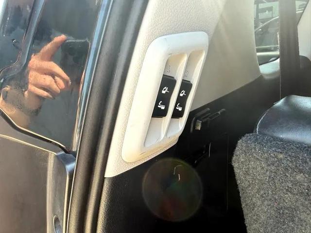 Photo of 2013 Black Lexus GX 460