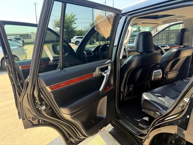 Photo of 2013 Black Lexus GX 460