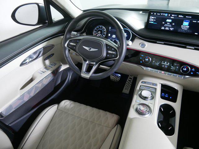 Photo of 2023 Brunswick Green Genesis GV70
