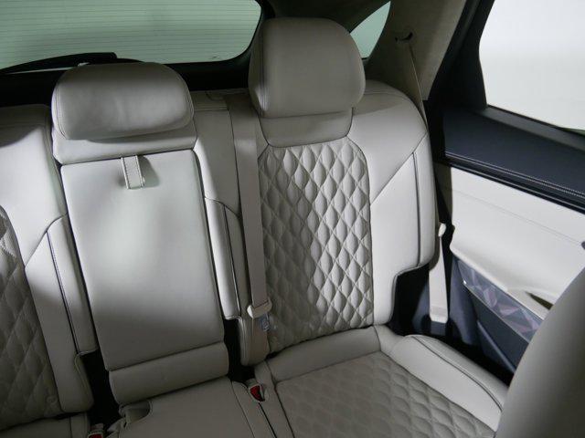 Photo of 2023 Brunswick Green Genesis GV70