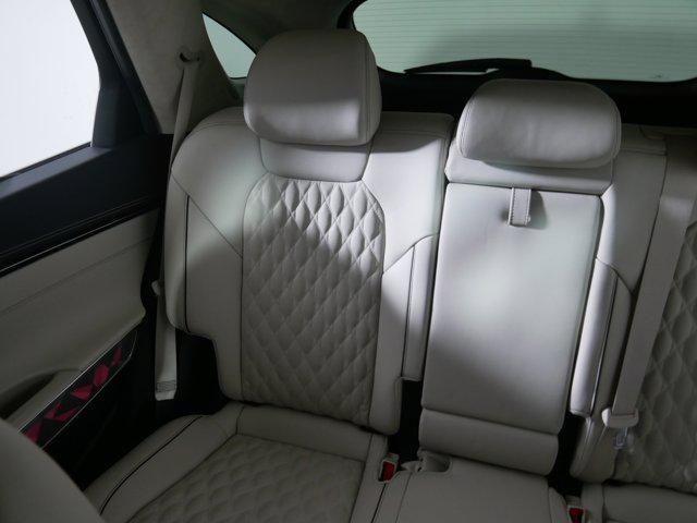 Photo of 2023 Brunswick Green Genesis GV70
