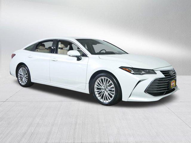 Photo of 2019 Wind Chill Pearl Toyota Avalon
