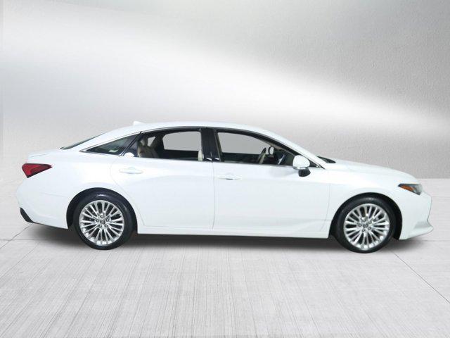 Photo of 2019 Wind Chill Pearl Toyota Avalon
