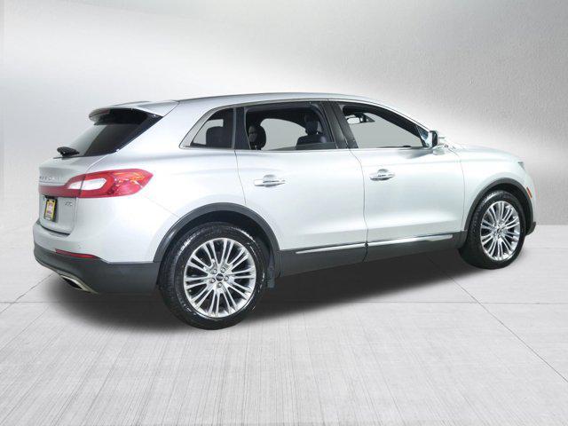 Photo of 2017 Ingot Silver Metallic Lincoln MKX