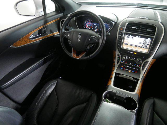 Photo of 2017 Ingot Silver Metallic Lincoln MKX