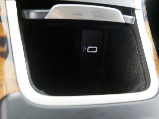 Photo of 2017 Ingot Silver Metallic Lincoln MKX