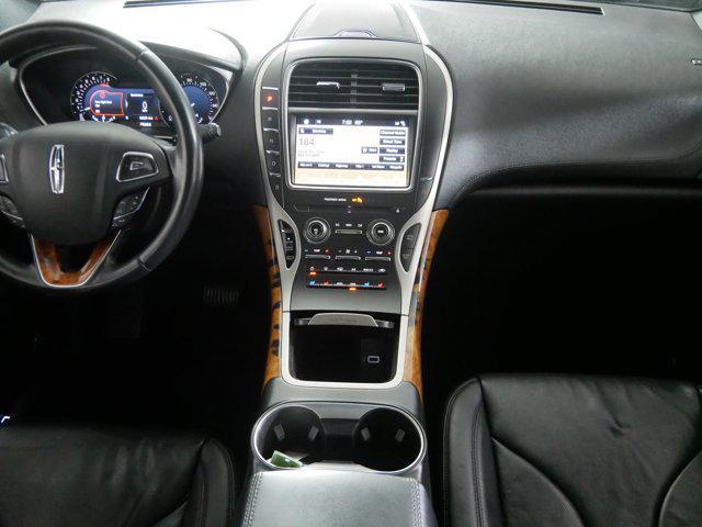 Photo of 2017 Ingot Silver Metallic Lincoln MKX