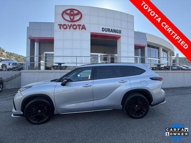 Photo of 2024 Celestial Silver Metallic Toyota Highlander