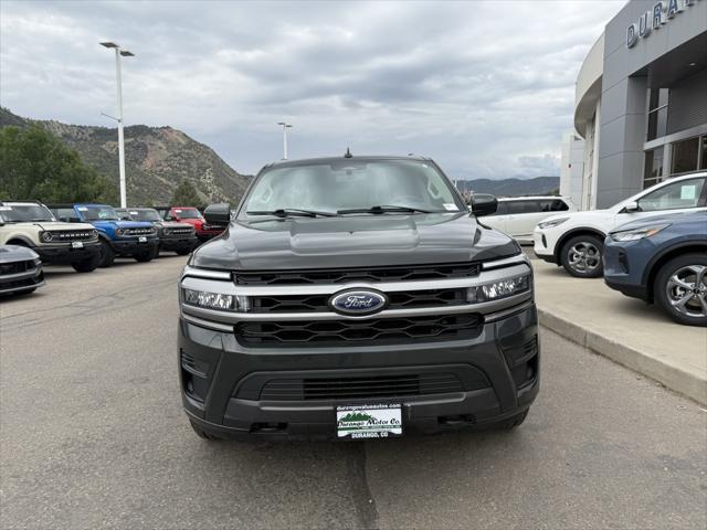 Photo of 2023 Forged Green Metallic Ford Expedition Max