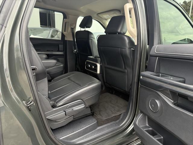 Photo of 2023 Forged Green Metallic Ford Expedition Max