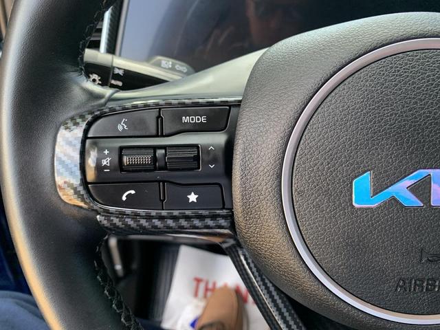 Photo of 2023 Sapphire Blue Kia Sportage