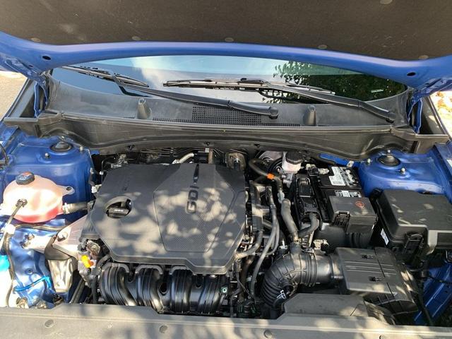 Photo of 2023 Sapphire Blue Kia Sportage